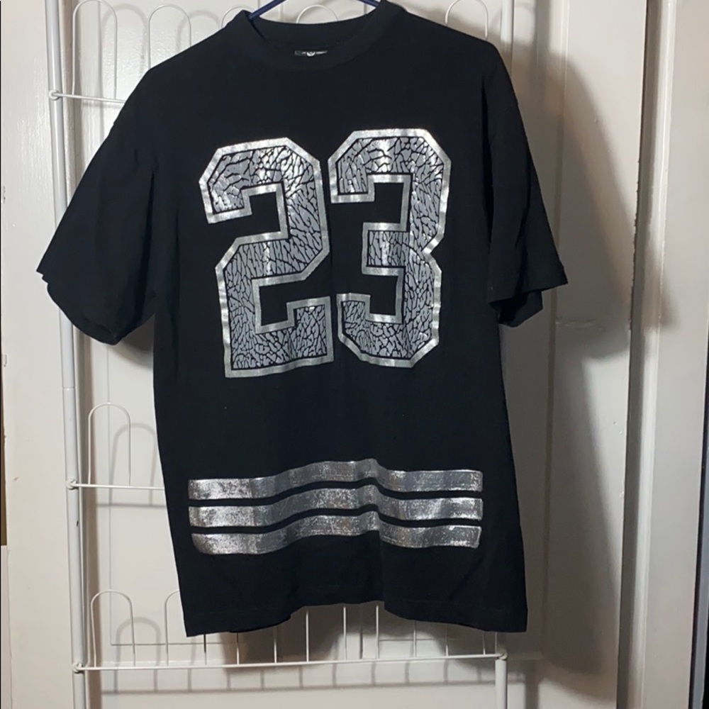Flying horse Jordan shirt size L